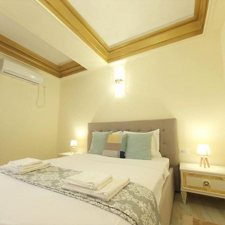 Laroka House Luxury Apartment City Center Universitate Bucureşti Eksteriør bilde