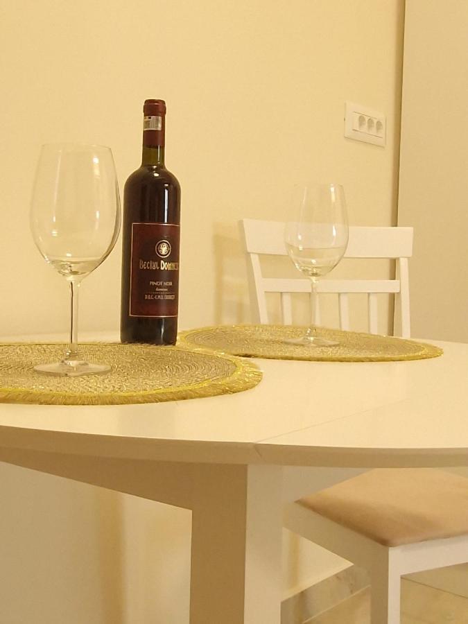 Laroka House Luxury Apartment City Center Universitate Bucureşti Eksteriør bilde